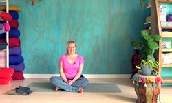 Monday Movement- Good Morning Flow!